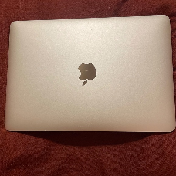 Gold Macbook 12” Display